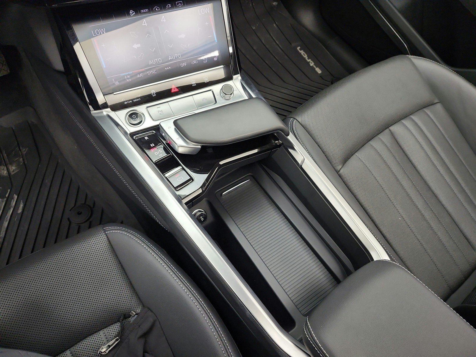 Used 2024 Audi Q8 e-tron Premium Plus w/ Premium Plus Package AWD/4WD image 13