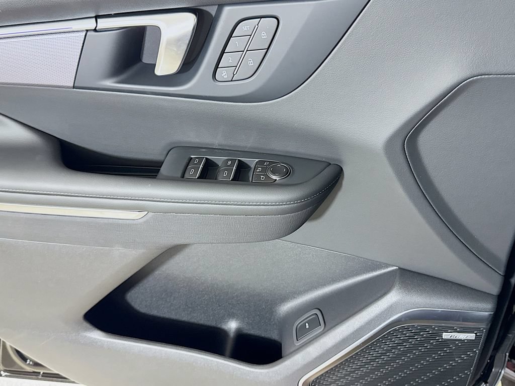 New 2026 Buick Enclave Sport Touring w/ Power Package FWD image 16