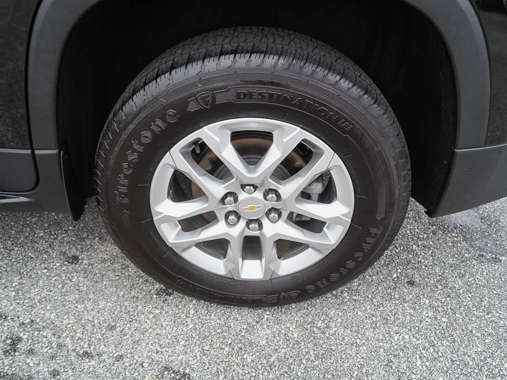 Used 2020 Chevrolet Traverse LT FWD image 38