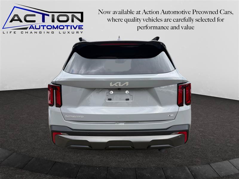 Used 2024 Kia Sorento SX AWD/4WD image 7