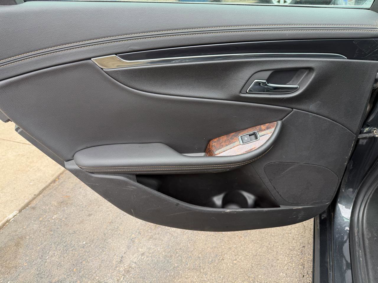 Used 2015 Chevrolet Impala LT w/ Convenience Package FWD image 14