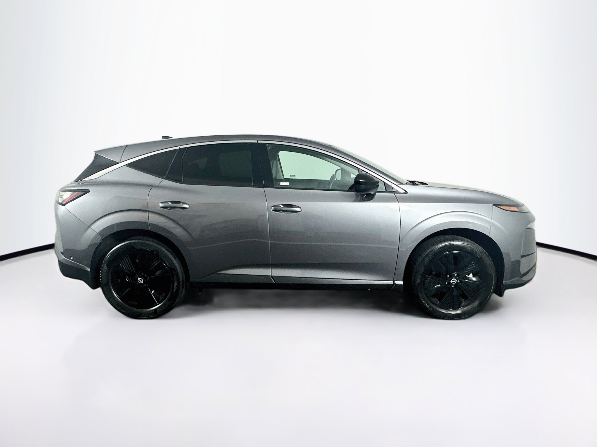 Used 2025 Nissan Murano SV FWD image 10