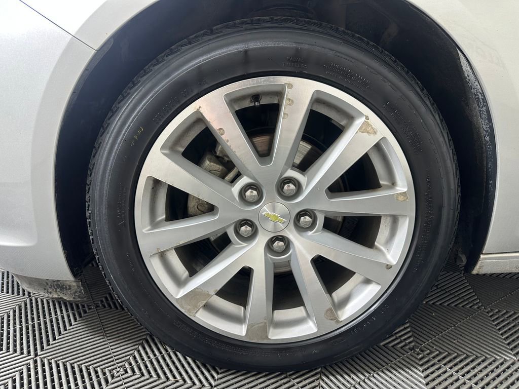 Used 2016 Chevrolet Malibu LTZ FWD image 12