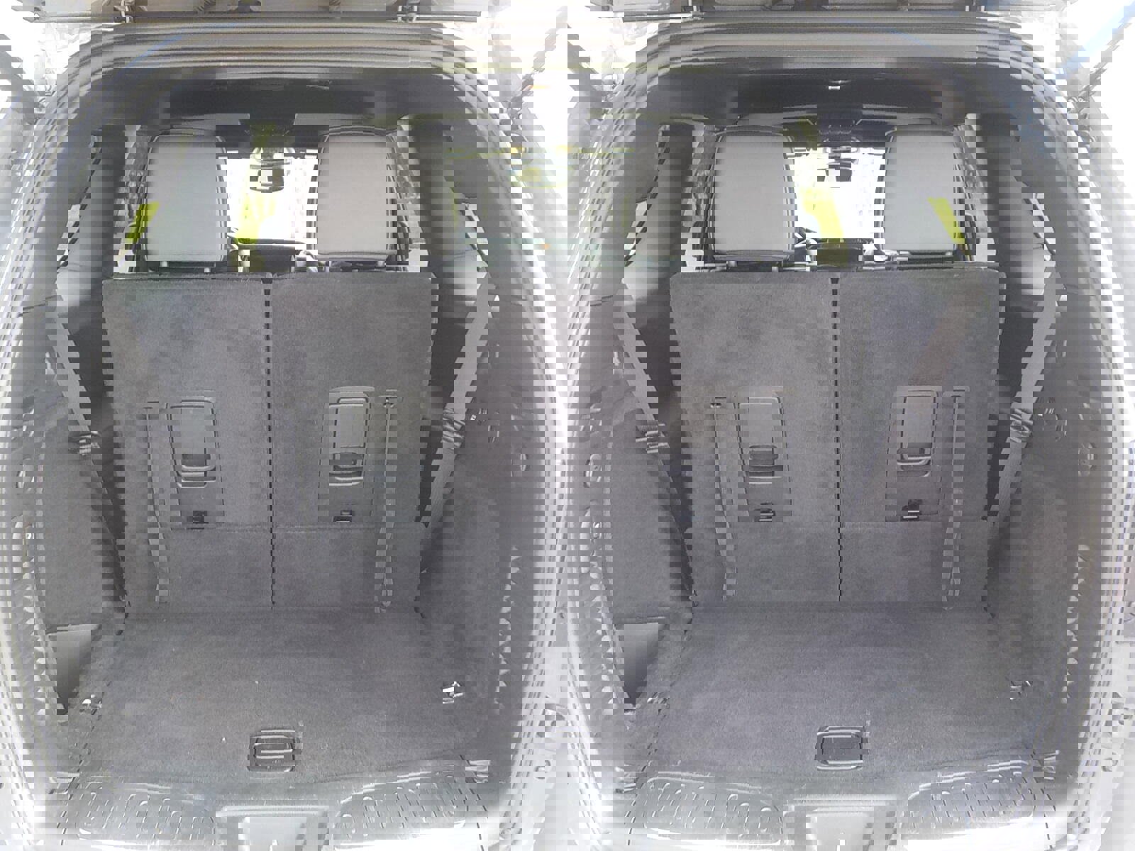 Used 2025 Dodge Durango GT image 11