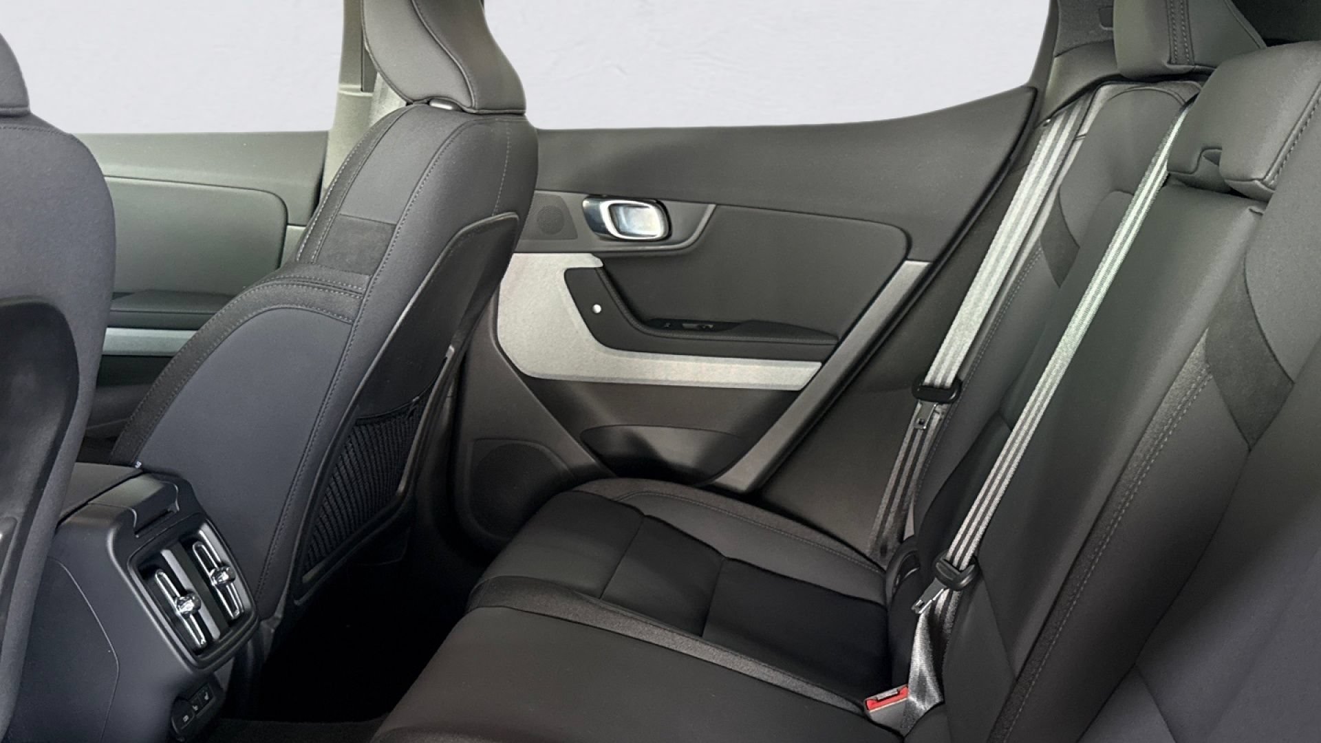 Certified 2023 Polestar Polestar 2 w/ Pilot Pack AWD/4WD image 21