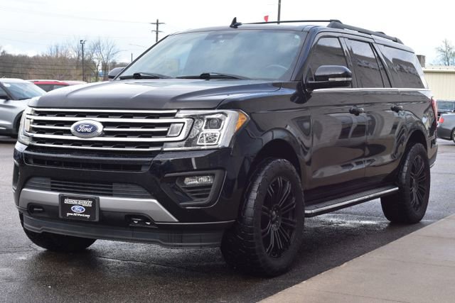 Used 2018 Ford Expedition Max XLT w/ Equipment Group 202A AWD/4WD image 15
