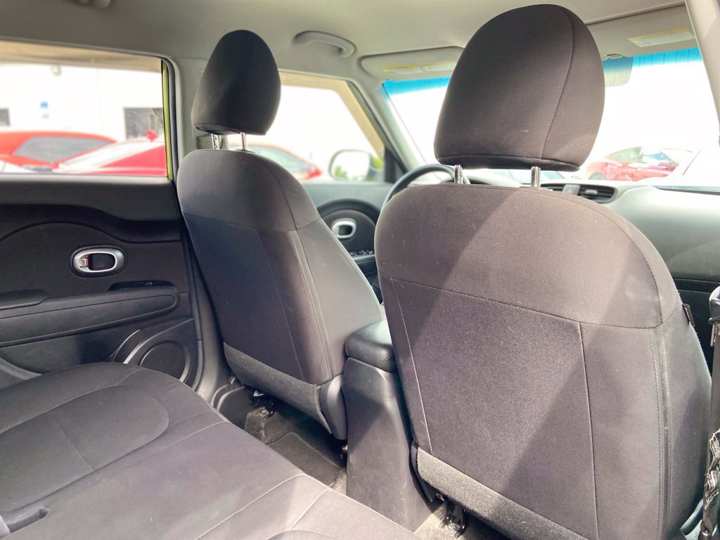 Used 2015 Kia Soul FWD image 25