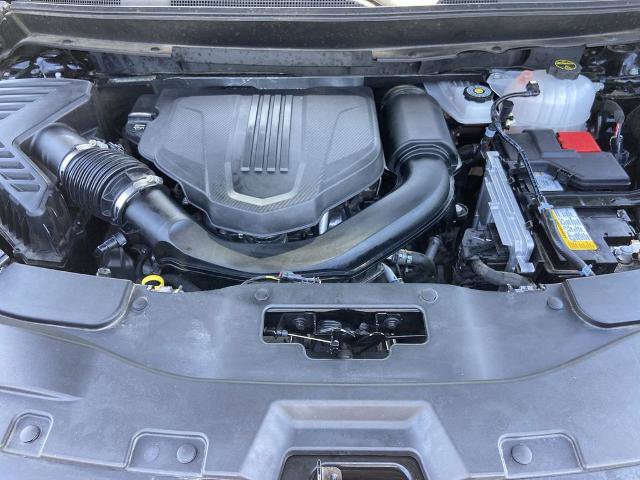 New 2025 GMC Acadia Denali w/ LPO, Floor Liner Package AWD/4WD image 27