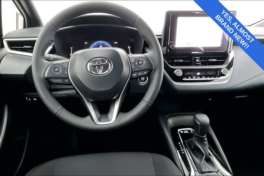 Used 2026 Toyota Corolla SE image 8
