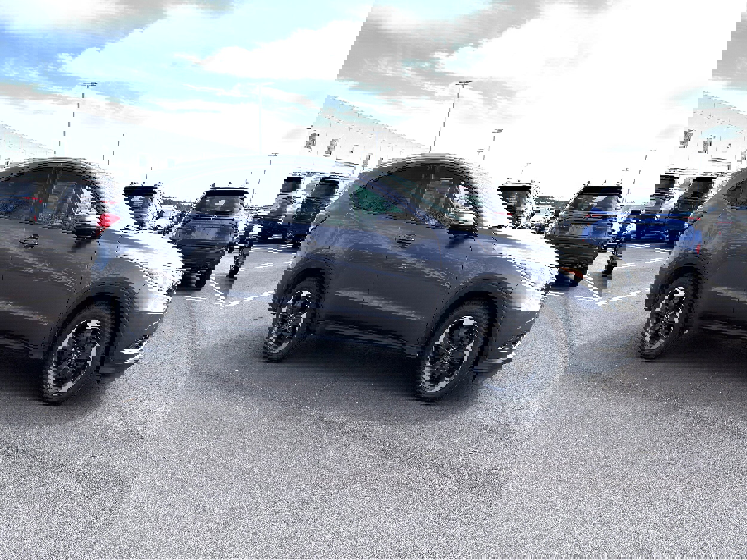 Used 2018 Honda HR-V EX-L image 7