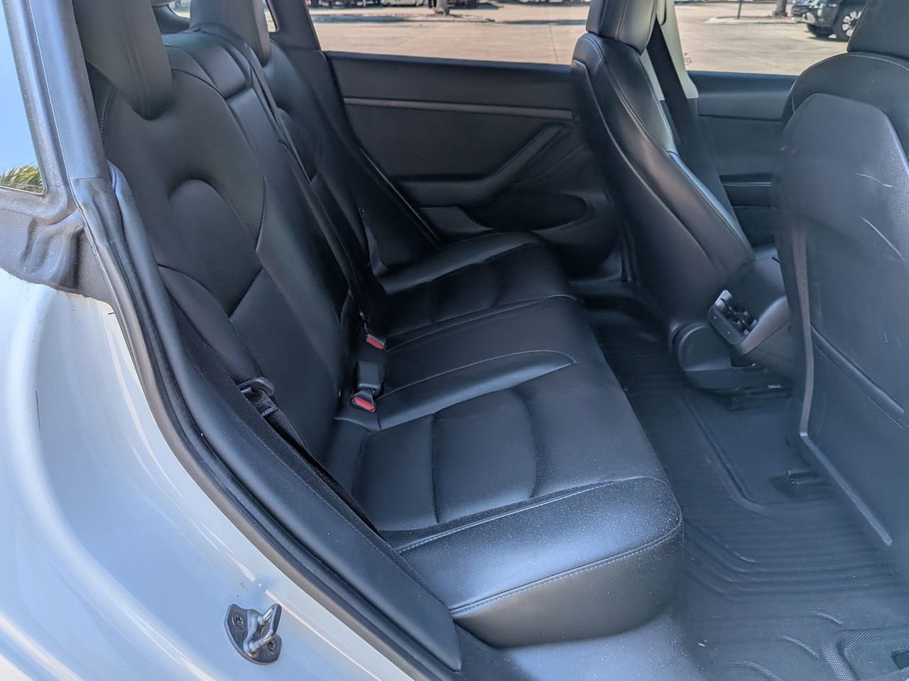 Used 2021 Tesla Model 3 Standard Range Plus RWD image 23