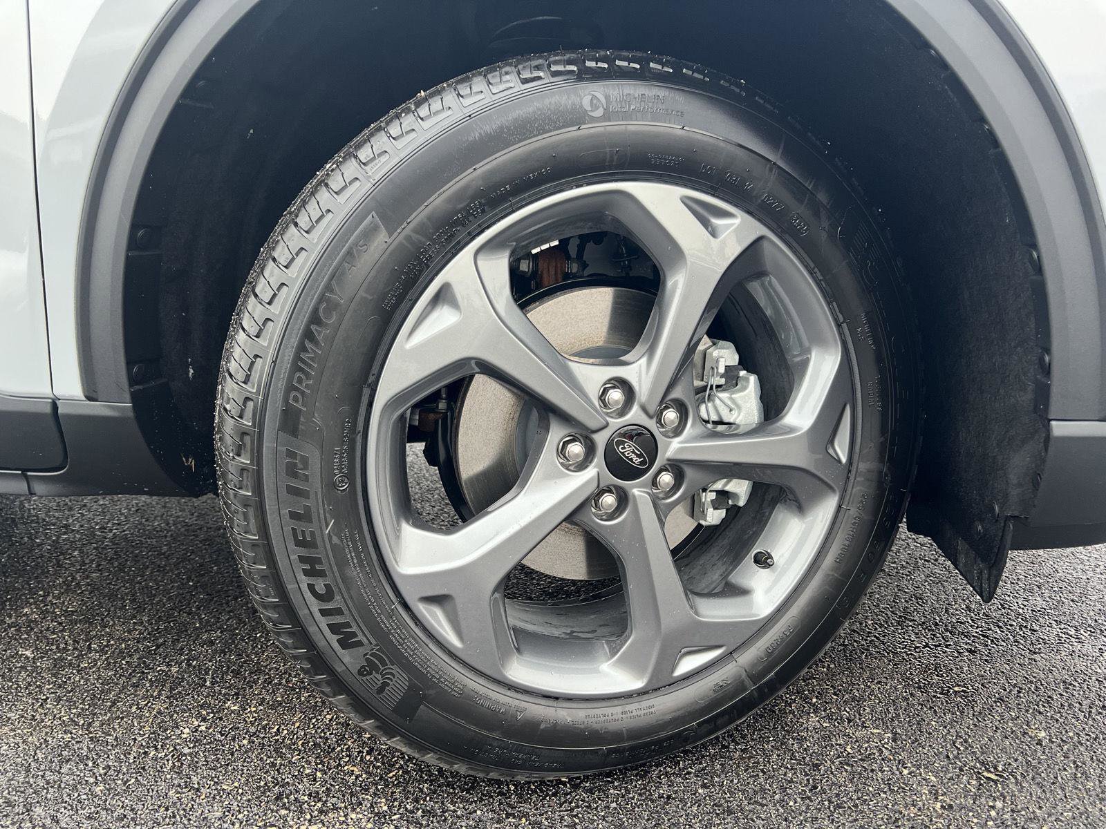 New 2026 Ford Escape ST-Line Select w/ Equipment Group 401A image 2