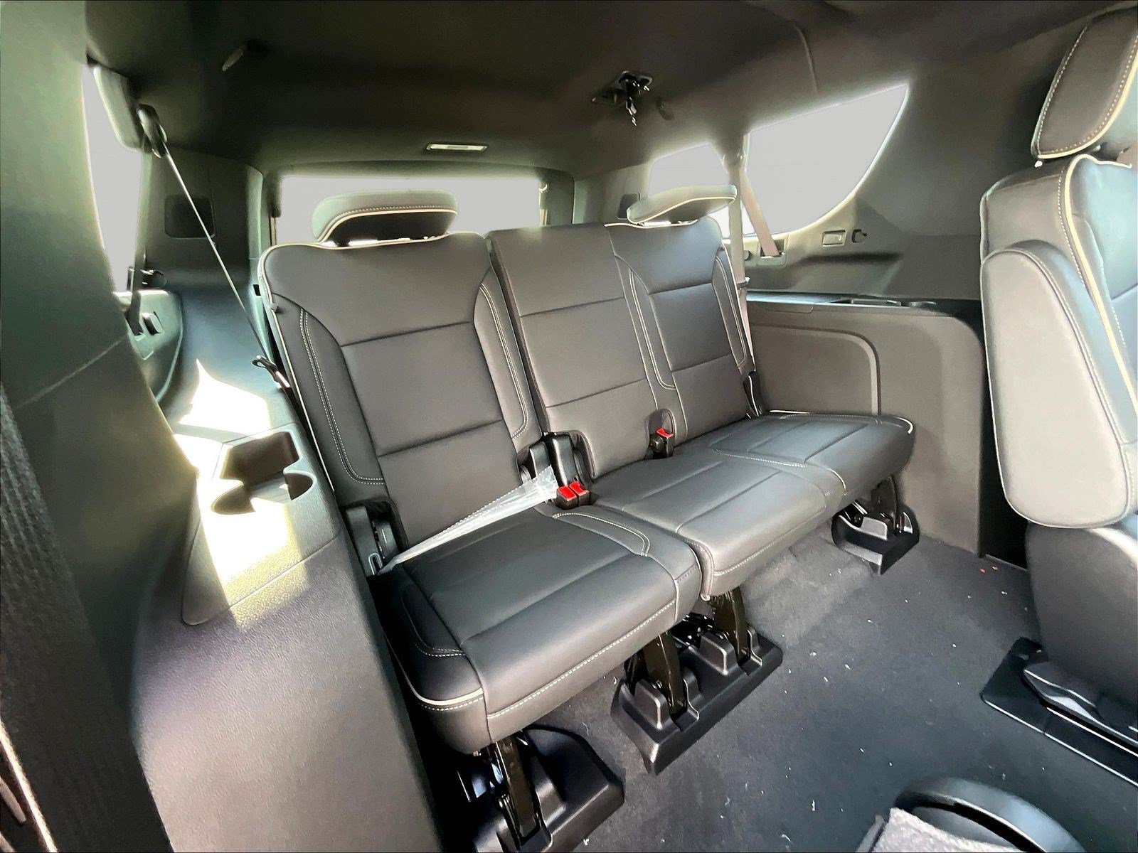 New 2026 Chevrolet Suburban Premier AWD/4WD image 21