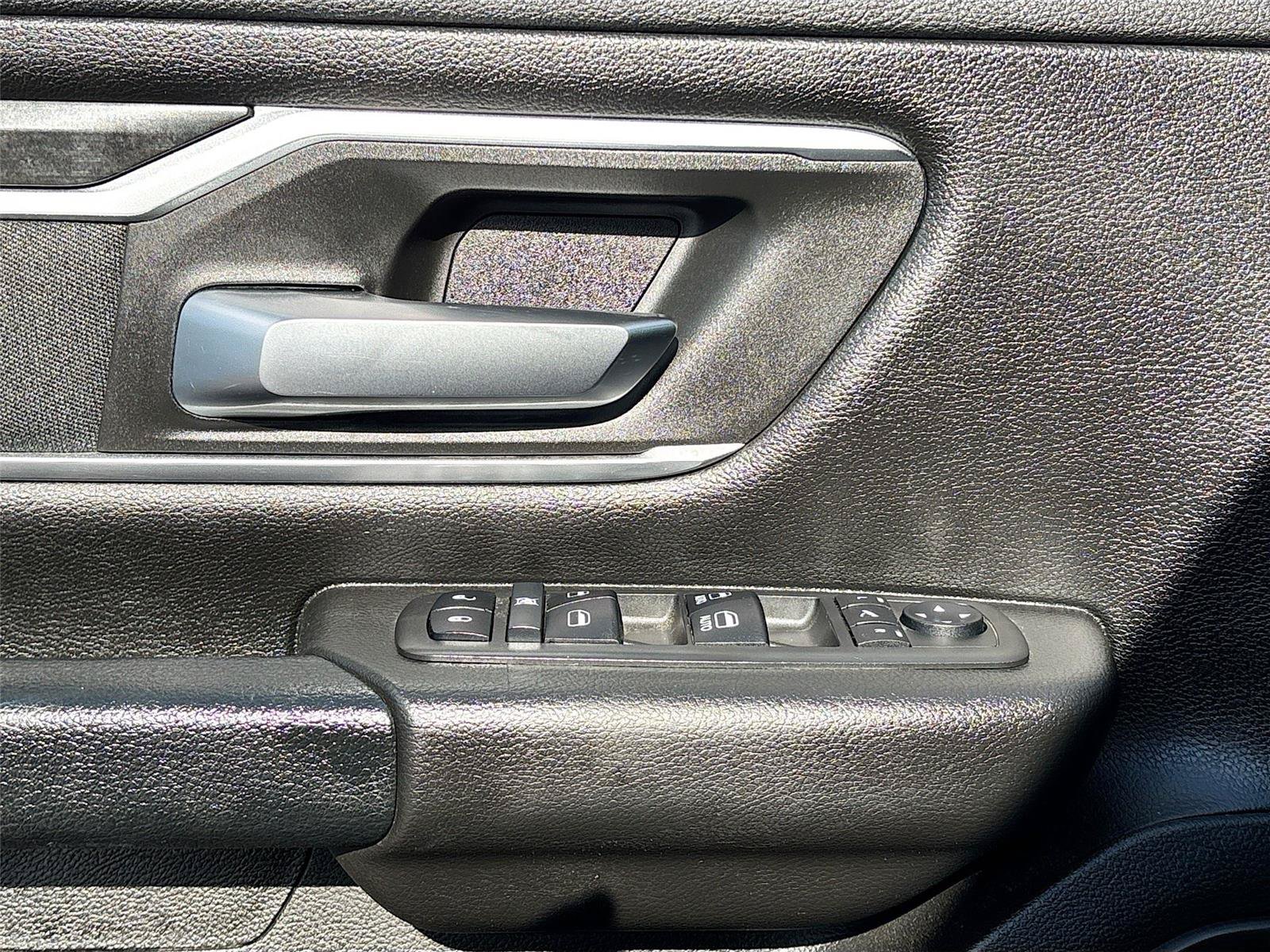 Used 2019 RAM 1500 Big Horn AWD/4WD image 17