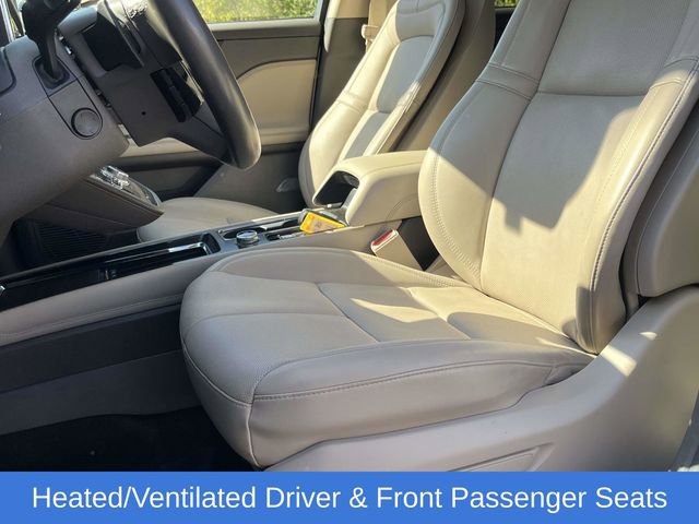 Used 2022 Lincoln Corsair Reserve w/ Equipment Group 201A image 15