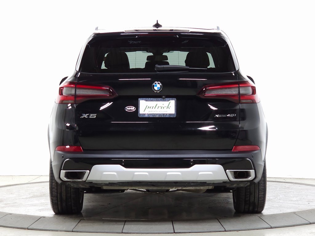 Used 2022 BMW X5 xDrive40i w/ Parking Assistance Package image 4