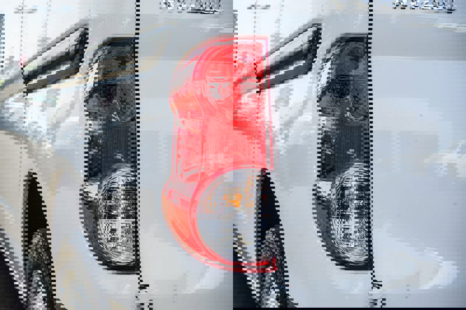 Used 2018 Nissan NV200 S w/ Cruise Control Package image 5