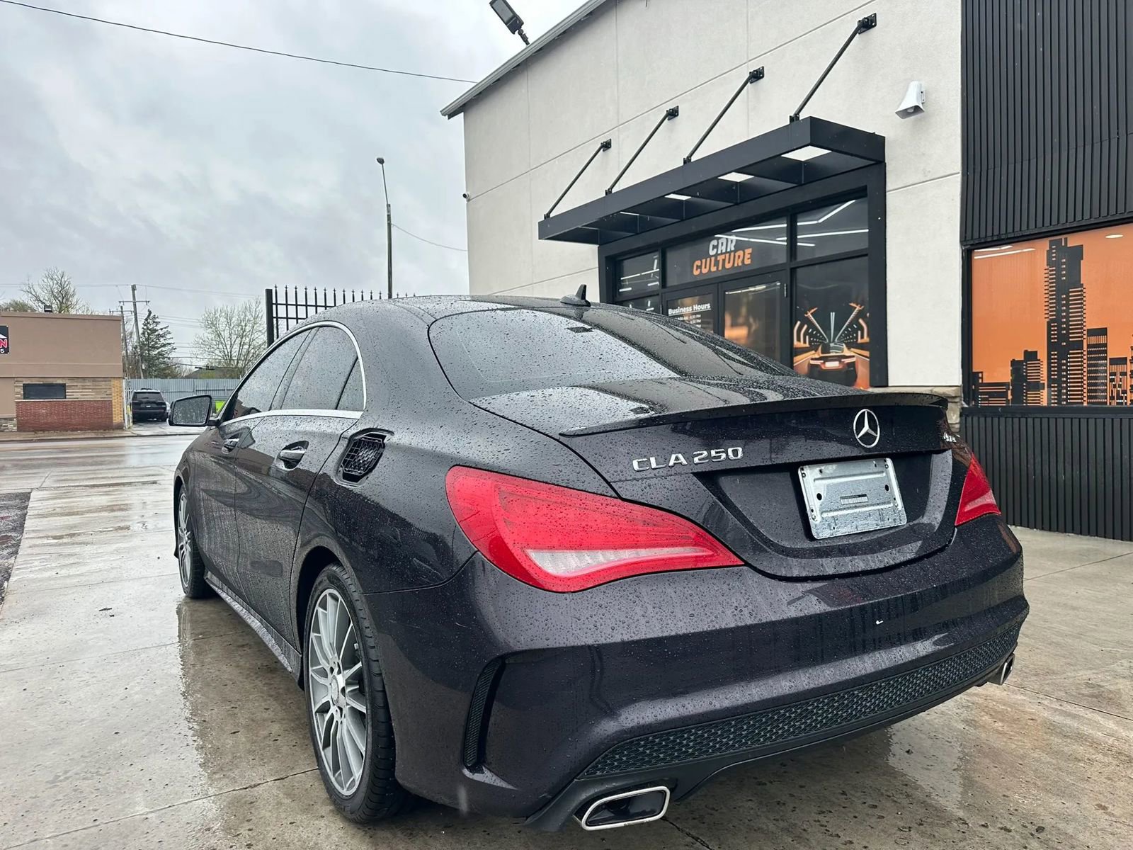 Used 2016 Mercedes-Benz CLA 250 4MATIC image 4