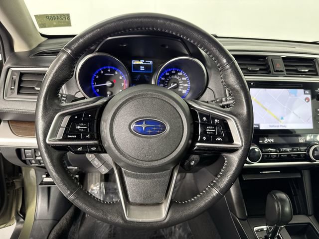 Used 2018 Subaru Outback 3.6R Touring AWD/4WD image 11