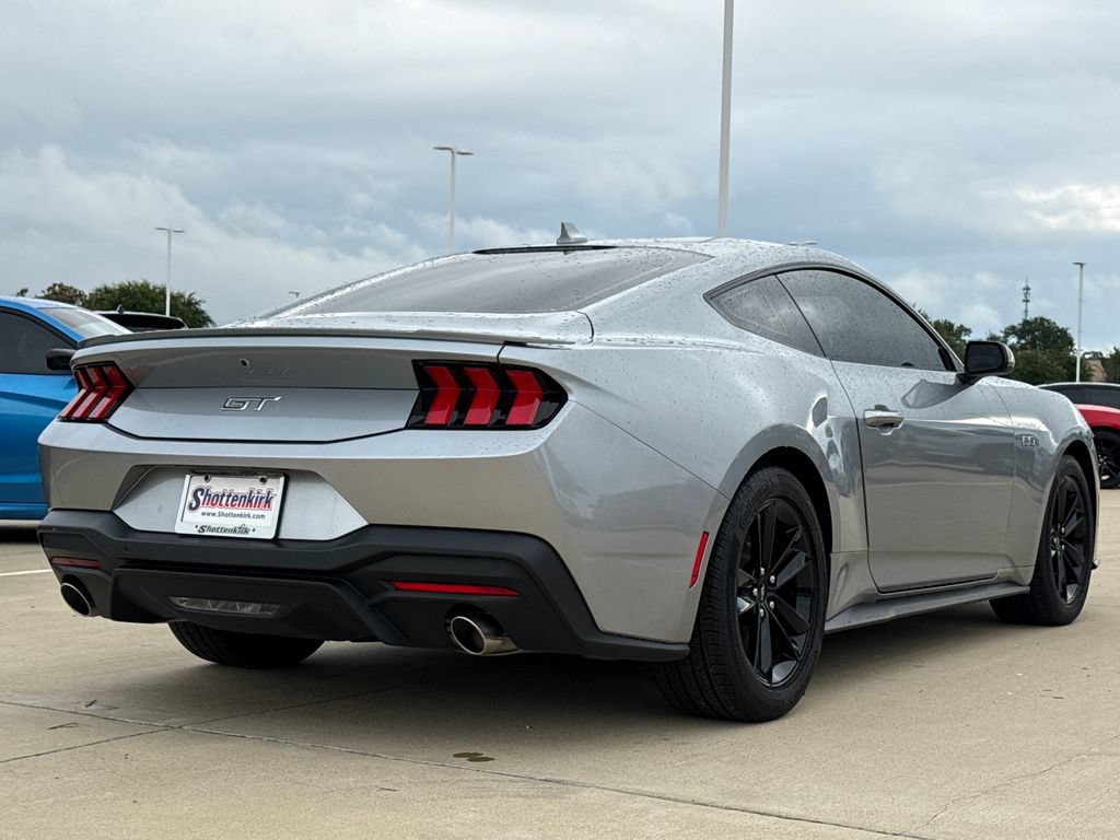 Used 2024 Ford Mustang GT RWD image 6