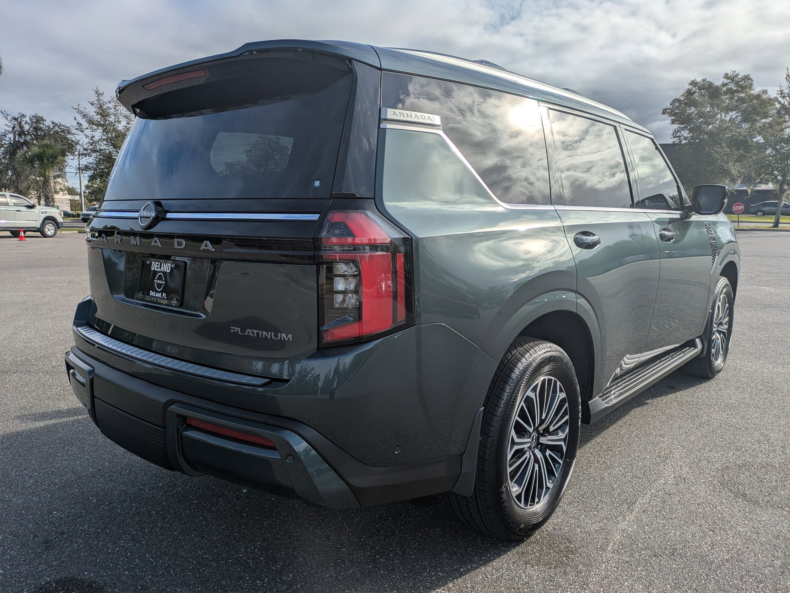 New 2026 Nissan Armada Platinum image 4