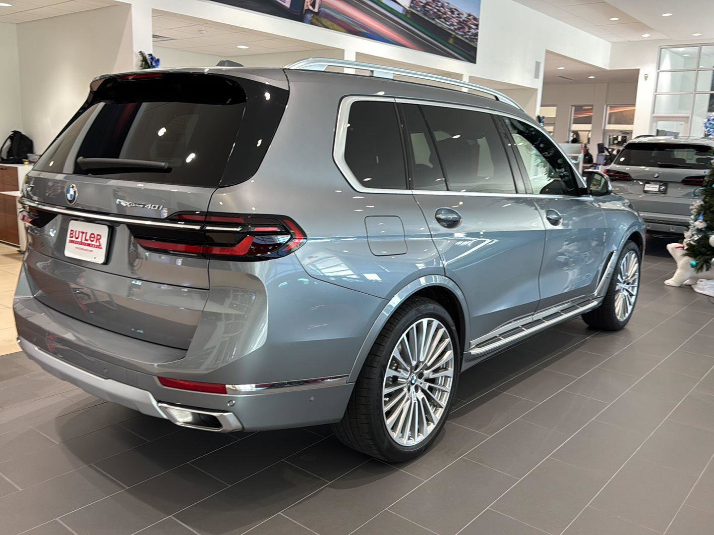 New 2026 BMW X7 xDrive40i w/ Executive Package image 5
