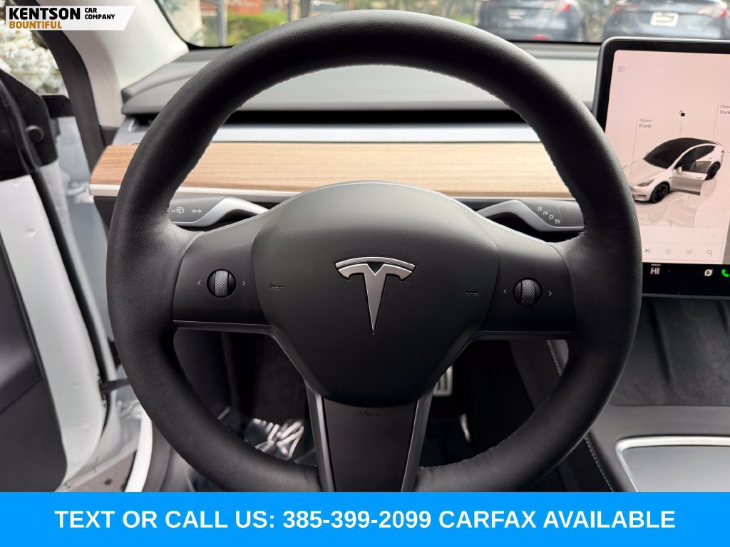 Used 2025 Tesla Model Y Performance AWD/4WD image 16