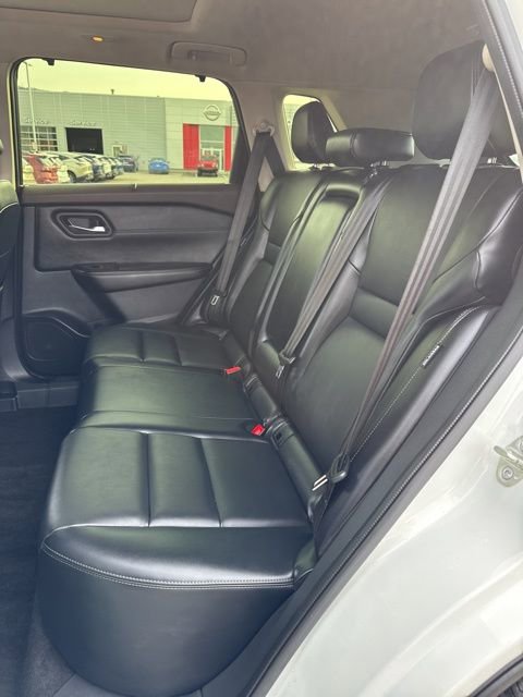 Certified 2023 Nissan Rogue SV w/ SV Premium B Package image 11