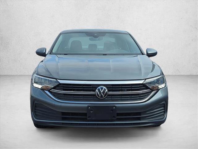 Used 2024 Volkswagen Jetta SE video 2