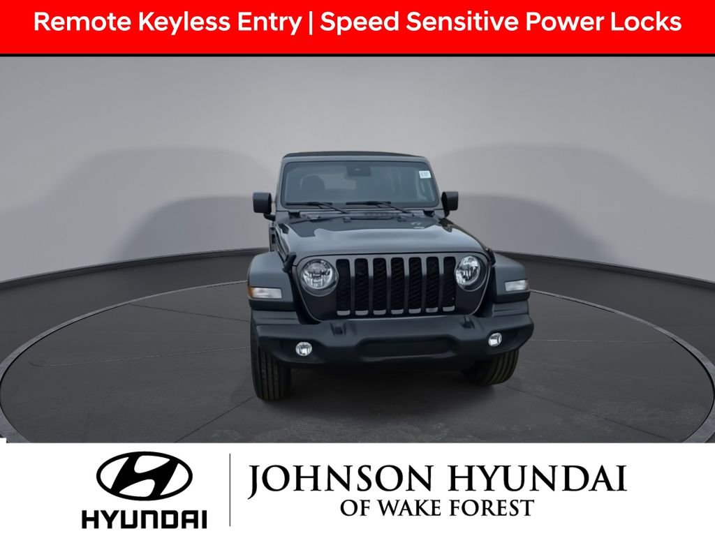 Used 2024 Jeep Wrangler Sport S image 3