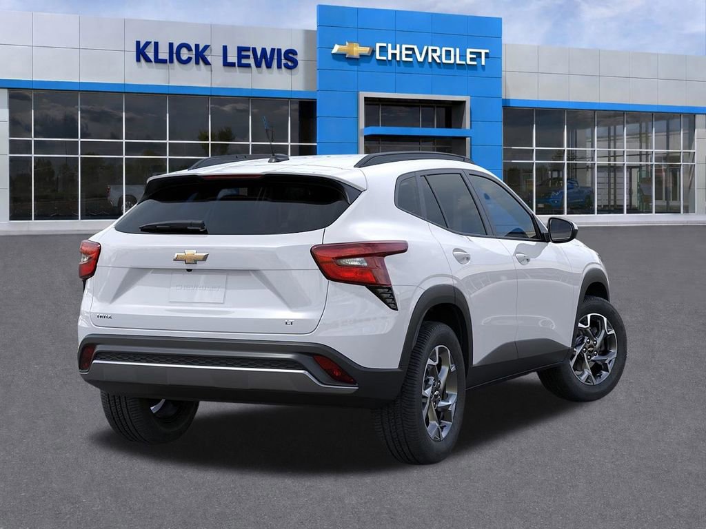 New 2026 Chevrolet Trax LT w/ Sunroof Package FWD image 4