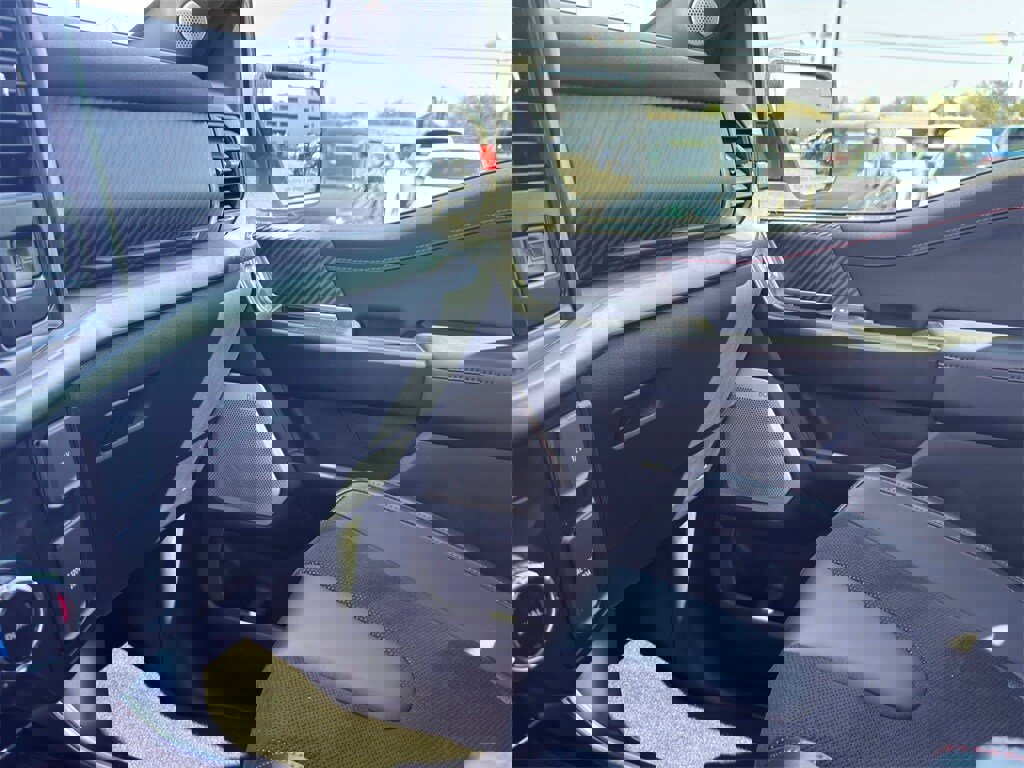 Used 2025 Ford F150 Raptor image 23