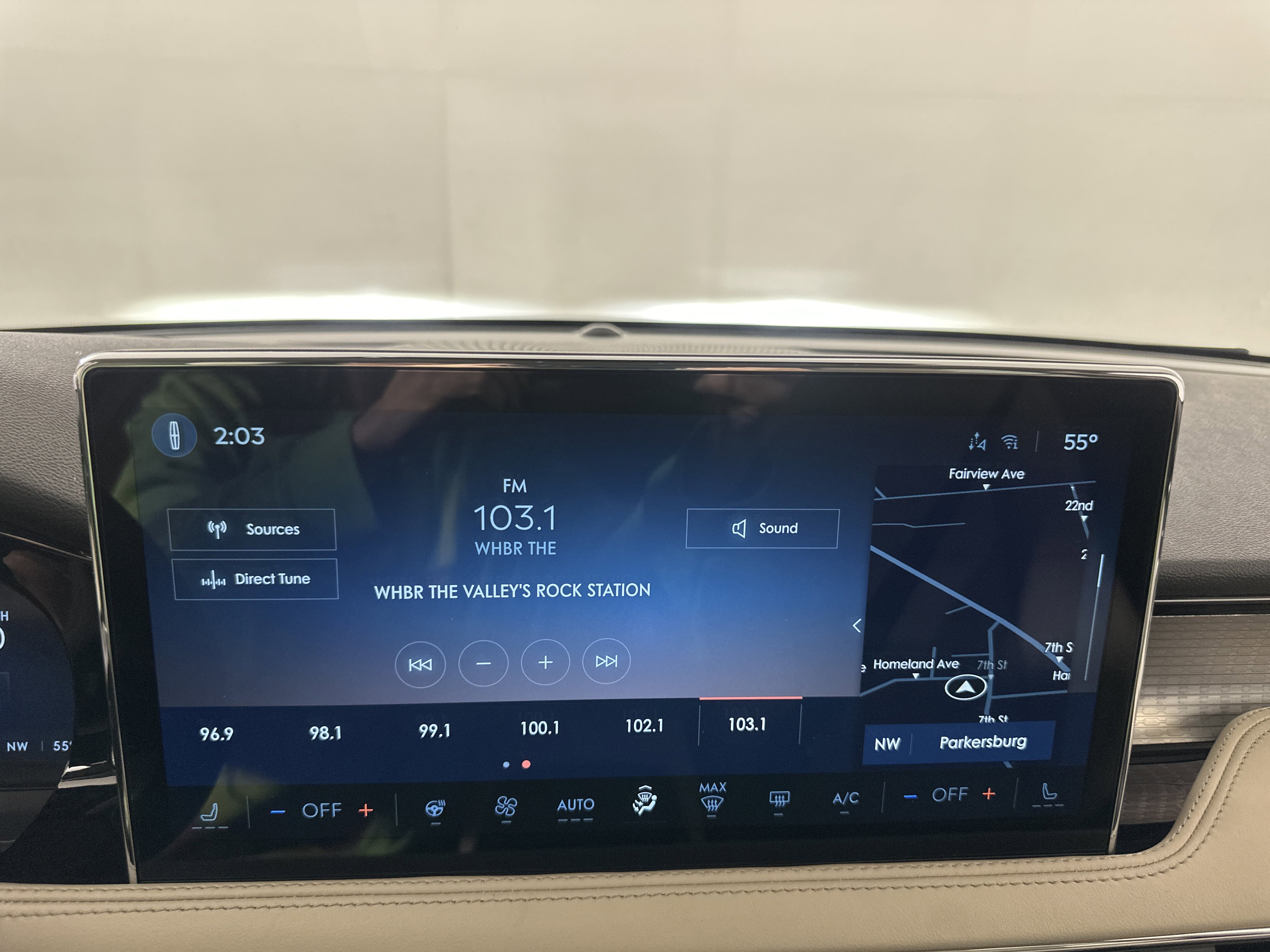 New 2026 Lincoln Corsair Premiere image 15