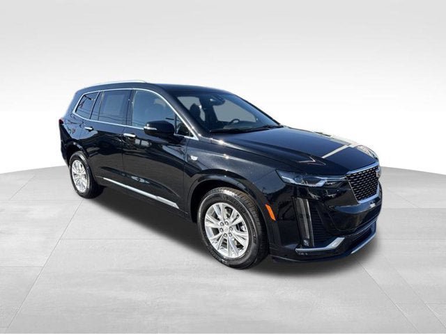 Used 2025 Cadillac XT6 Luxury FWD image 3