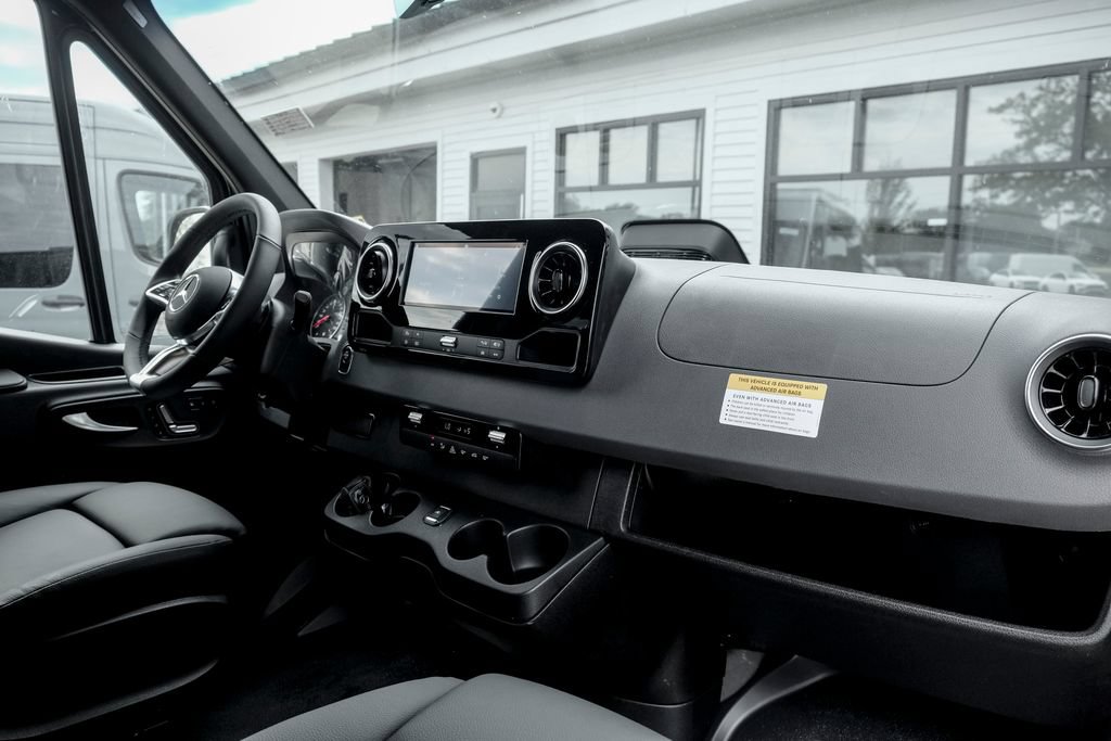 New 2026 Mercedes-Benz Sprinter 2500 image 23