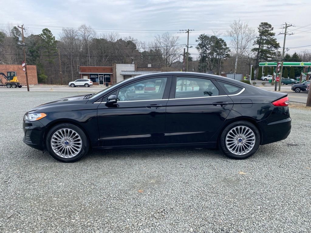 Used 2020 Ford Fusion SE image 7