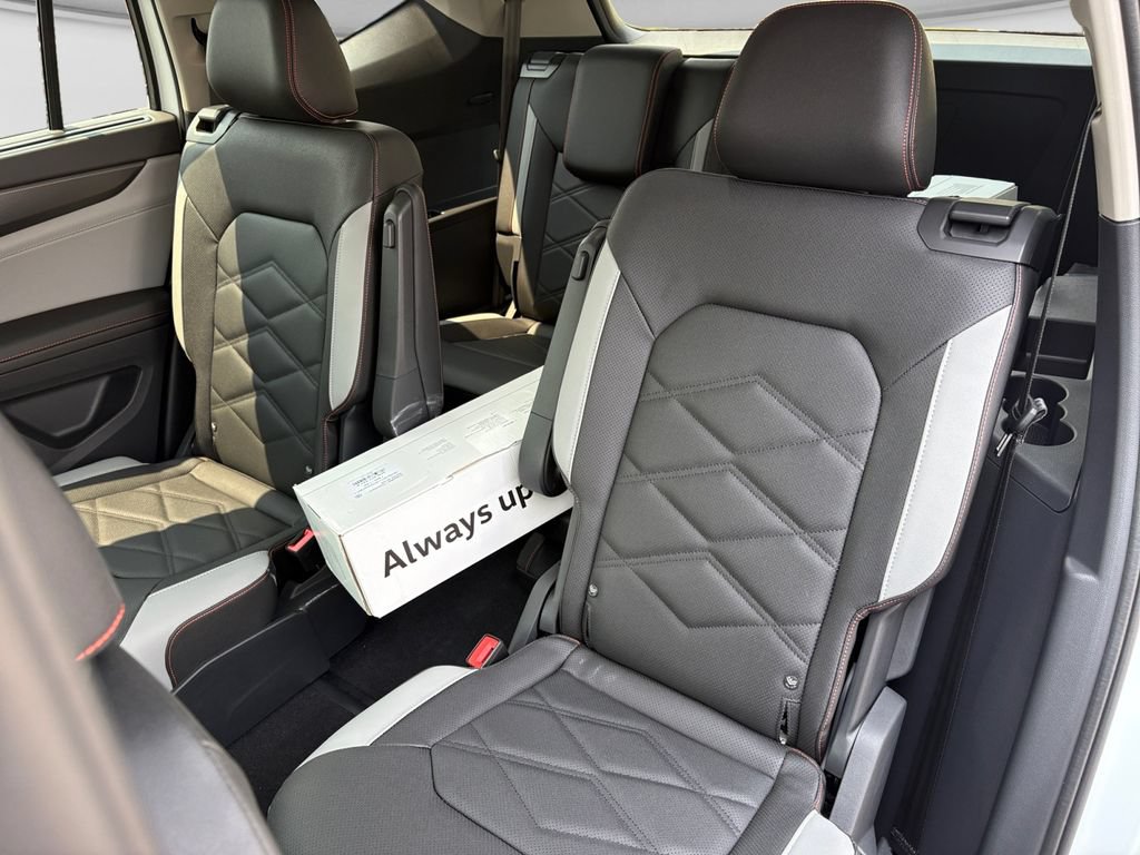 New 2026 Volkswagen Atlas Peak Edition AWD/4WD image 18