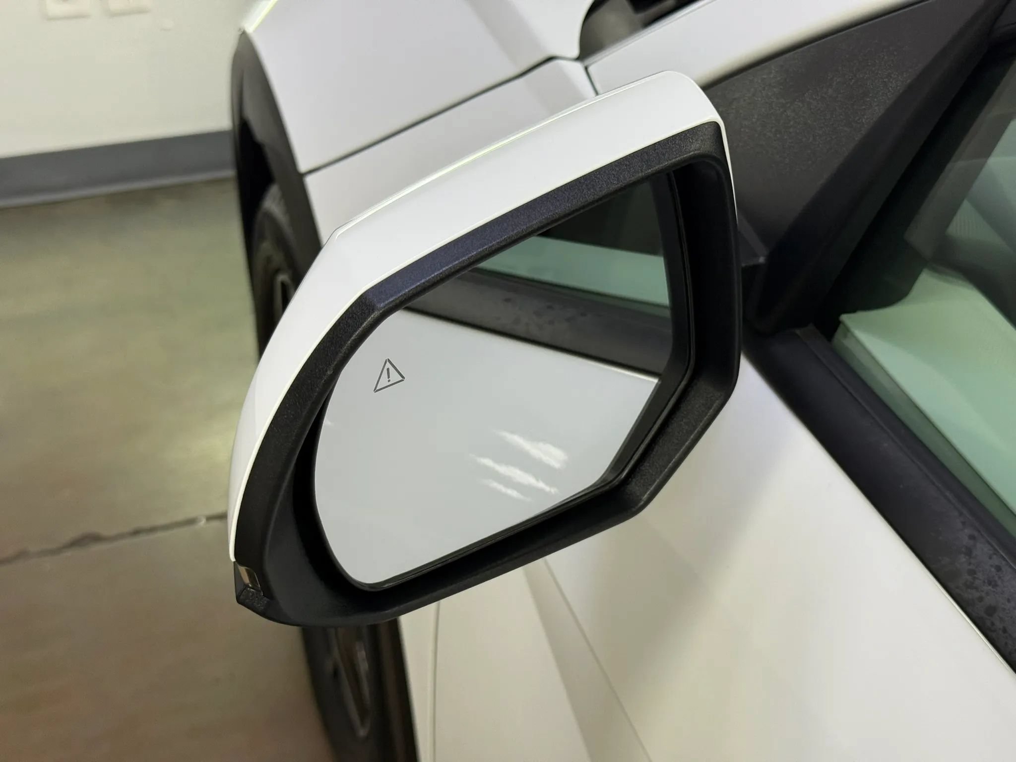 Used 2024 Hyundai Ioniq 5 SE RWD image 8