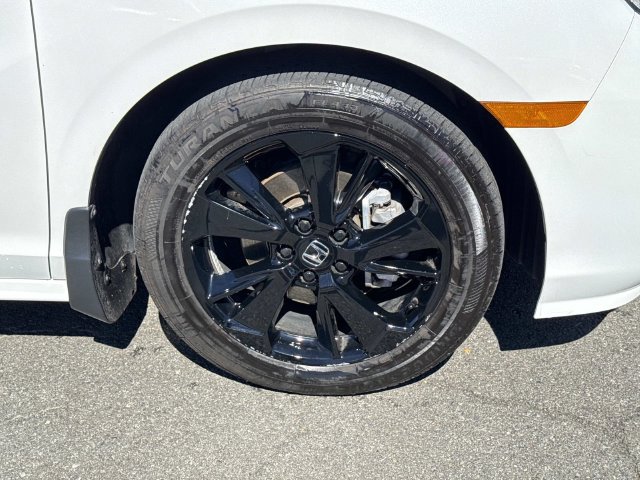 Used 2023 Honda Odyssey Sport image 7