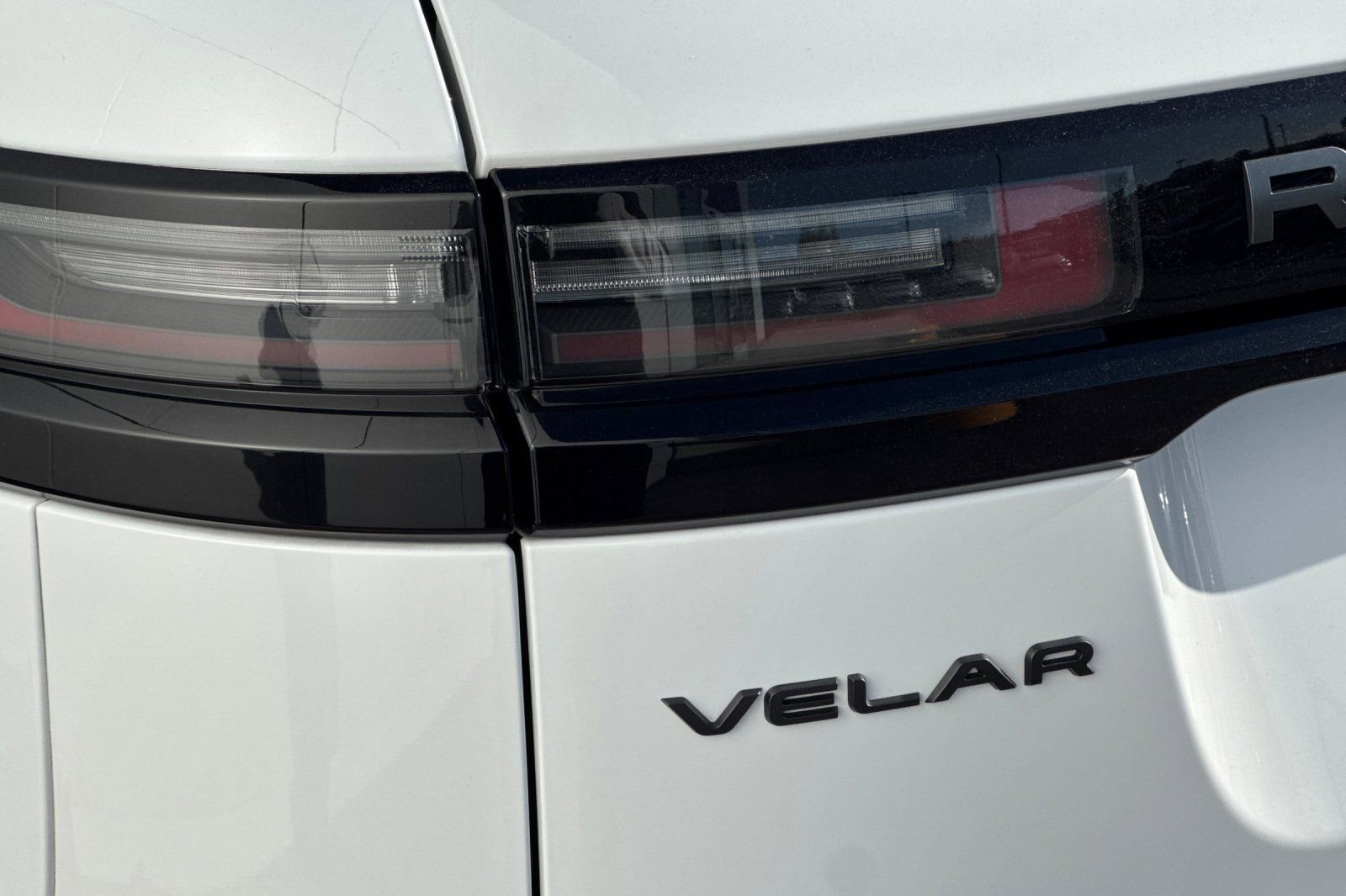 Used 2026 Land Rover Range Rover Velar Dynamic SE image 34