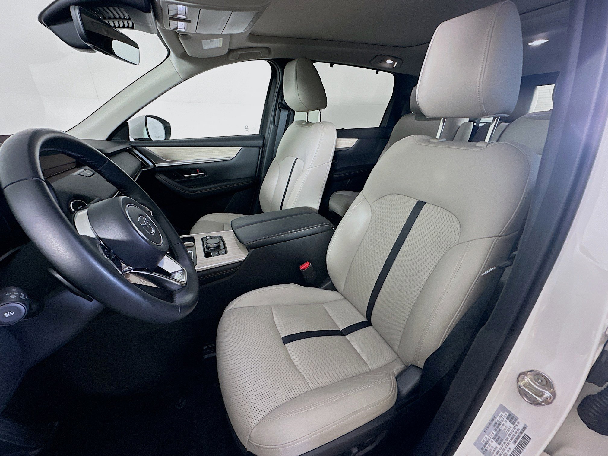 Used 2024 MAZDA CX-90 Plug-In Hybrid w/ Premium Pkg AWD/4WD image 13