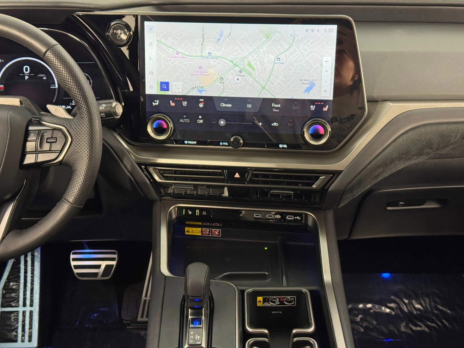 Used 2025 Lexus TX 500h AWD w/ Technology Package image 24