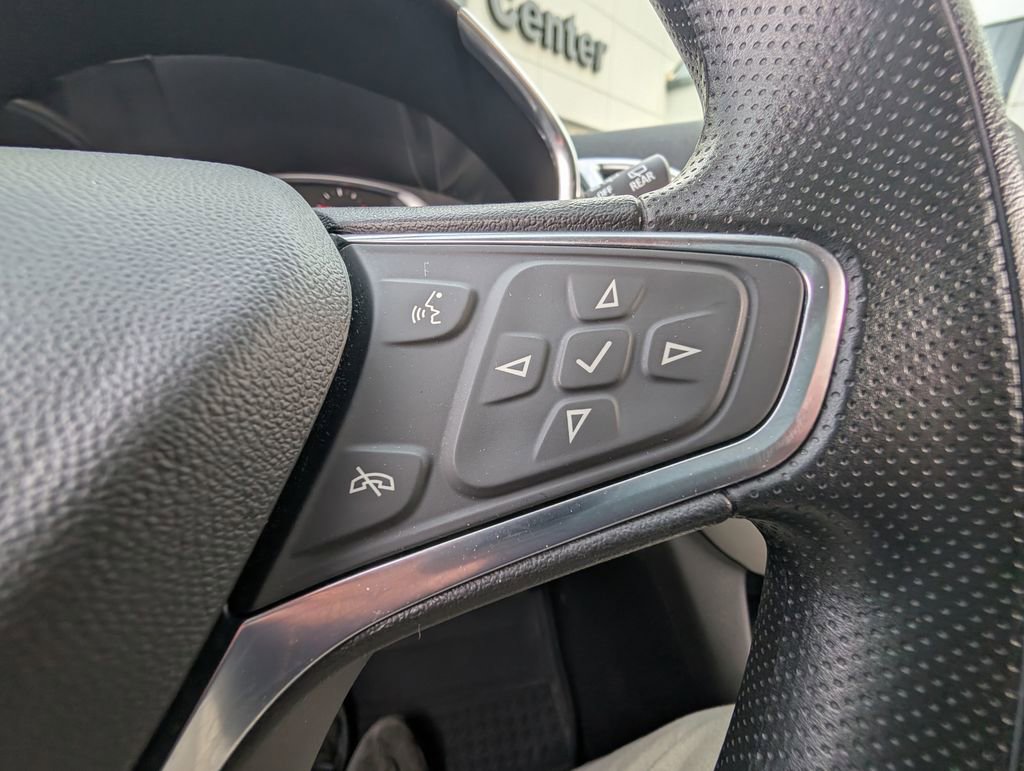 Used 2024 Chevrolet Equinox LS w/ LS Convenience Package image 19