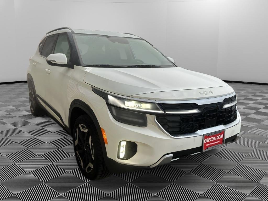 New 2026 Kia Seltos SX w/ SX Sunroof Package image 3