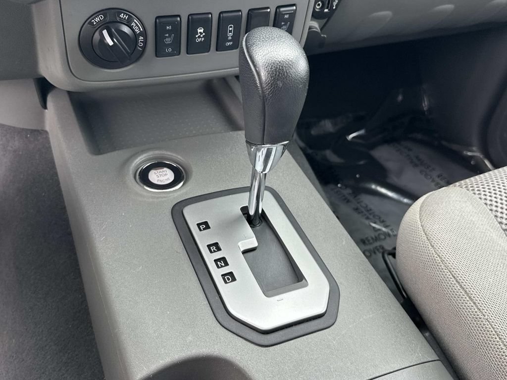 Used 2020 Nissan Frontier SV AWD/4WD image 26
