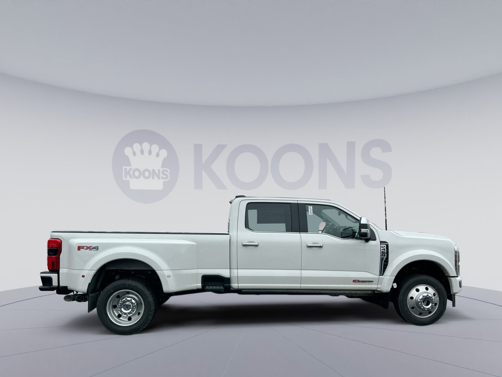 New 2026 Ford F450 Platinum w/ Platinum Plus Package image 8