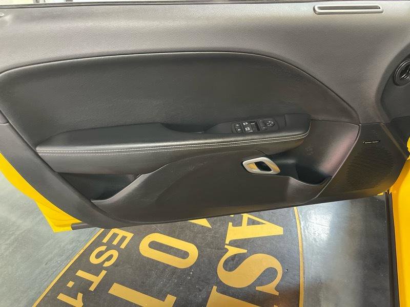 Used 2017 Dodge Challenger SRT w/ Technology Group image 29