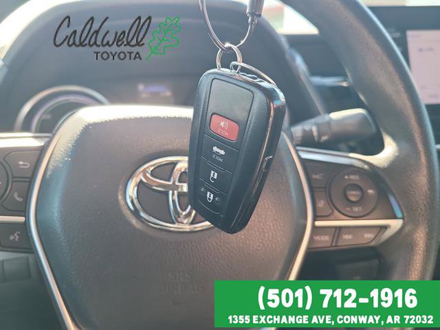 Used 2022 Toyota Camry LE image 30