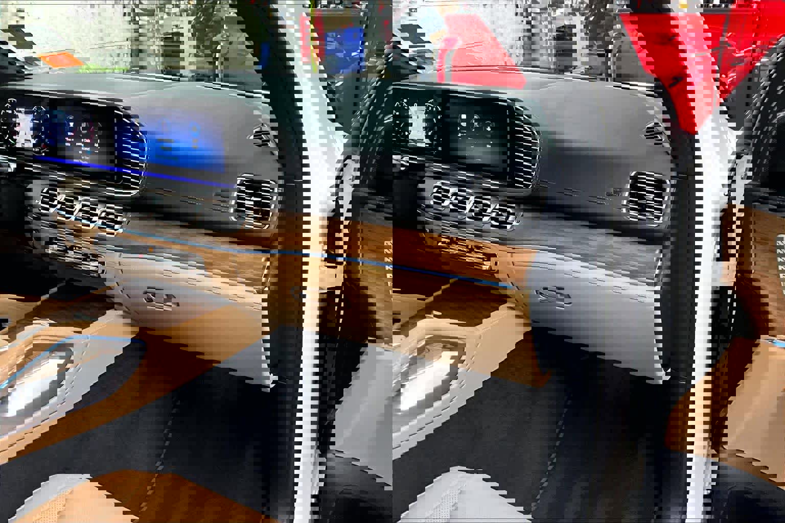 Used 2024 Mercedes-Benz GLE 450 4MATIC image 18