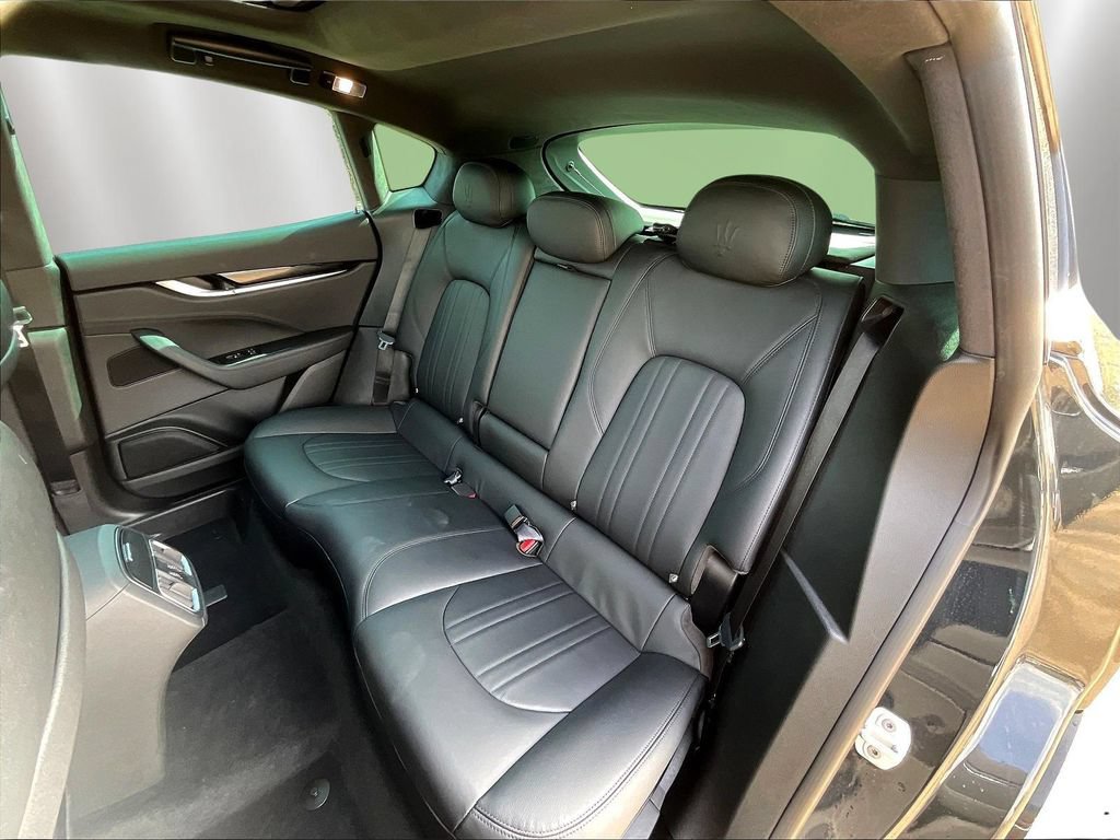 Used 2022 Maserati Levante GT AWD/4WD image 22